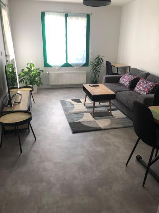 Superbe Appartement En Plein Centre Ville. La Roche-sur-Yon Extérieur photo